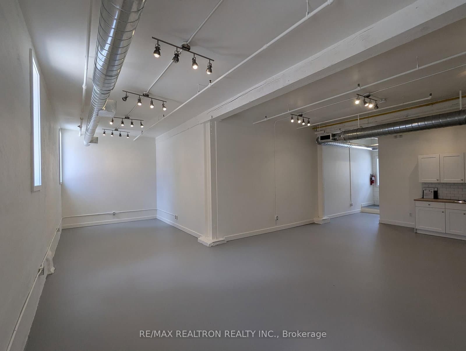 135 Tecumseth Street, Unit 11B - Image 4