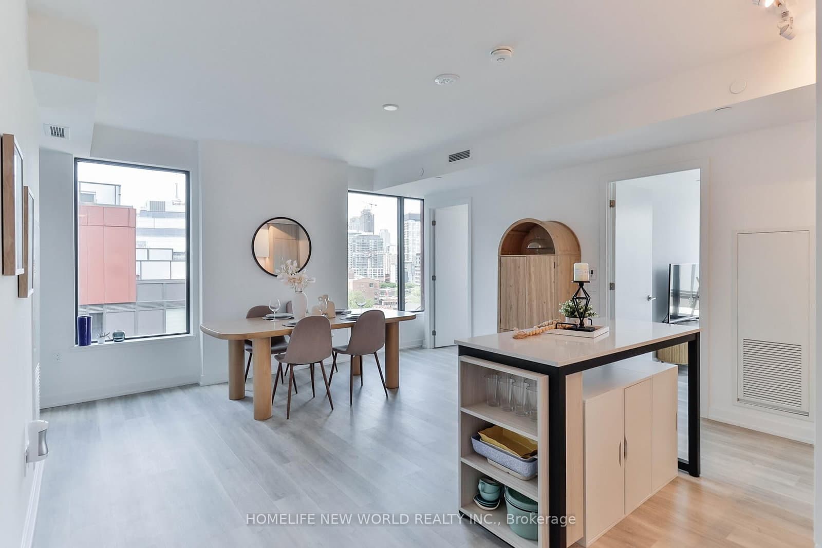 28 Eastern Avenue, Unit 1003 - Image 2