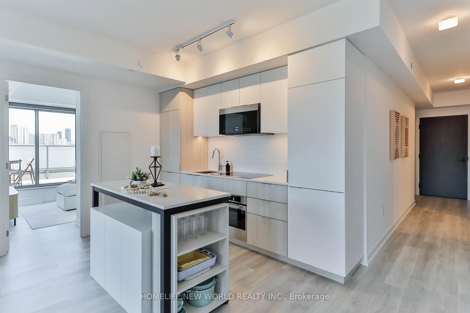 28 Eastern Avenue, Unit 1003 - Image 5