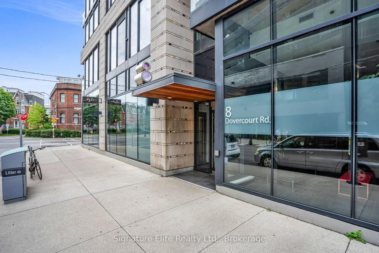 #402 - 8 Dovercourt Road
