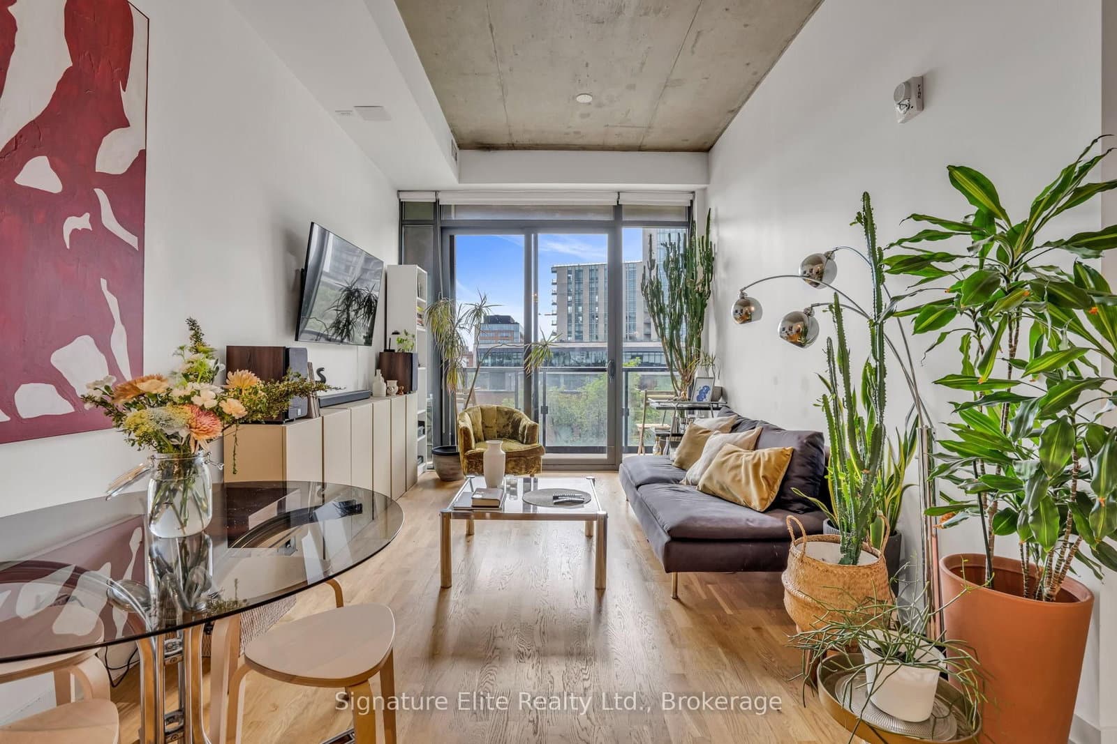 8 Dovercourt Road, Unit 402 - Image 6