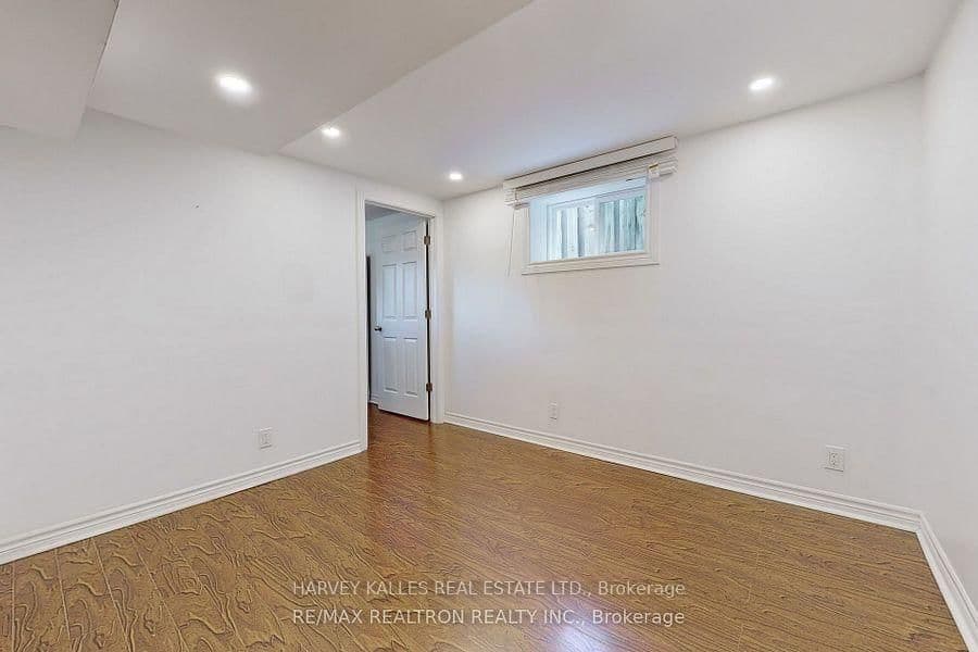 142 Combe Avenue, Unit Lower - Image 5