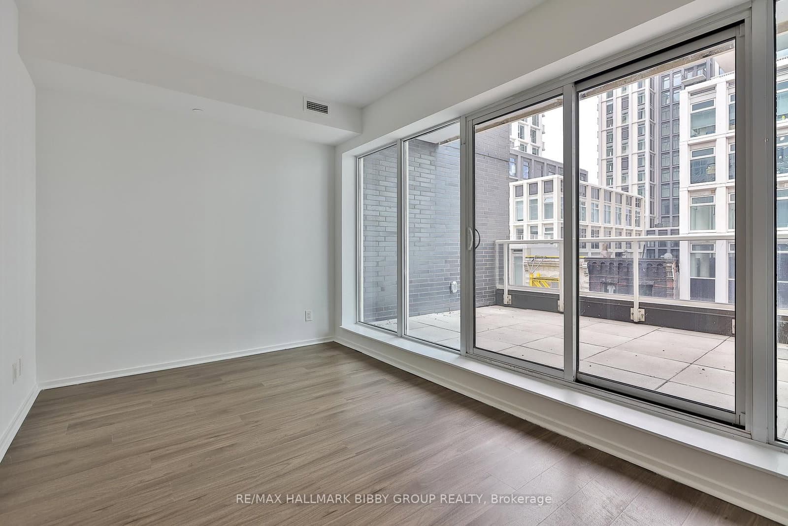783 Bathurst Street, Unit 422 - Image 3