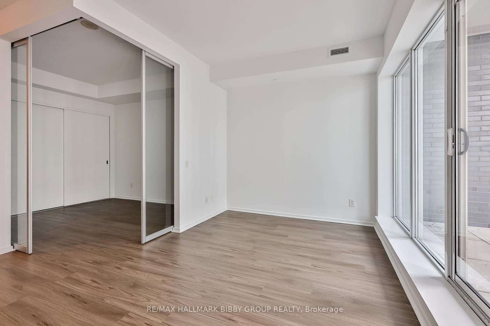783 Bathurst Street, Unit 422 - Image 4