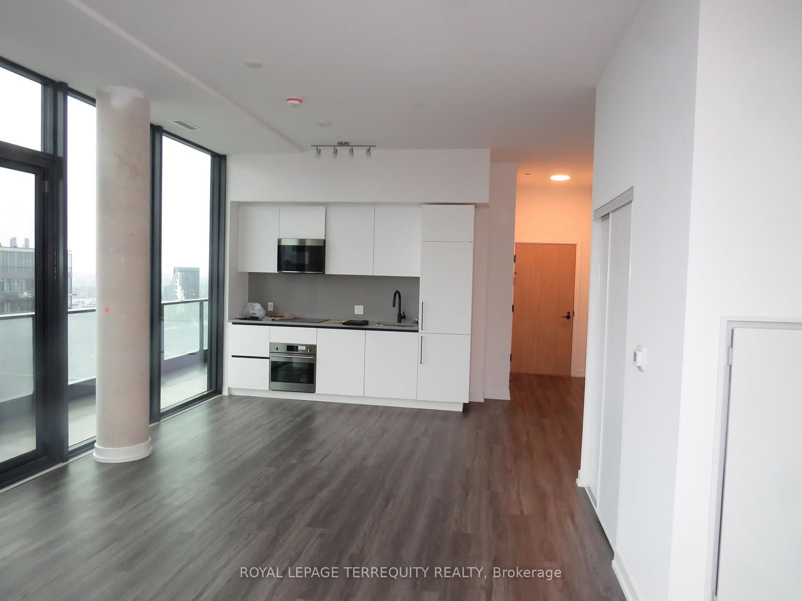 35 Parliament Street, Unit 3304 - Image 2