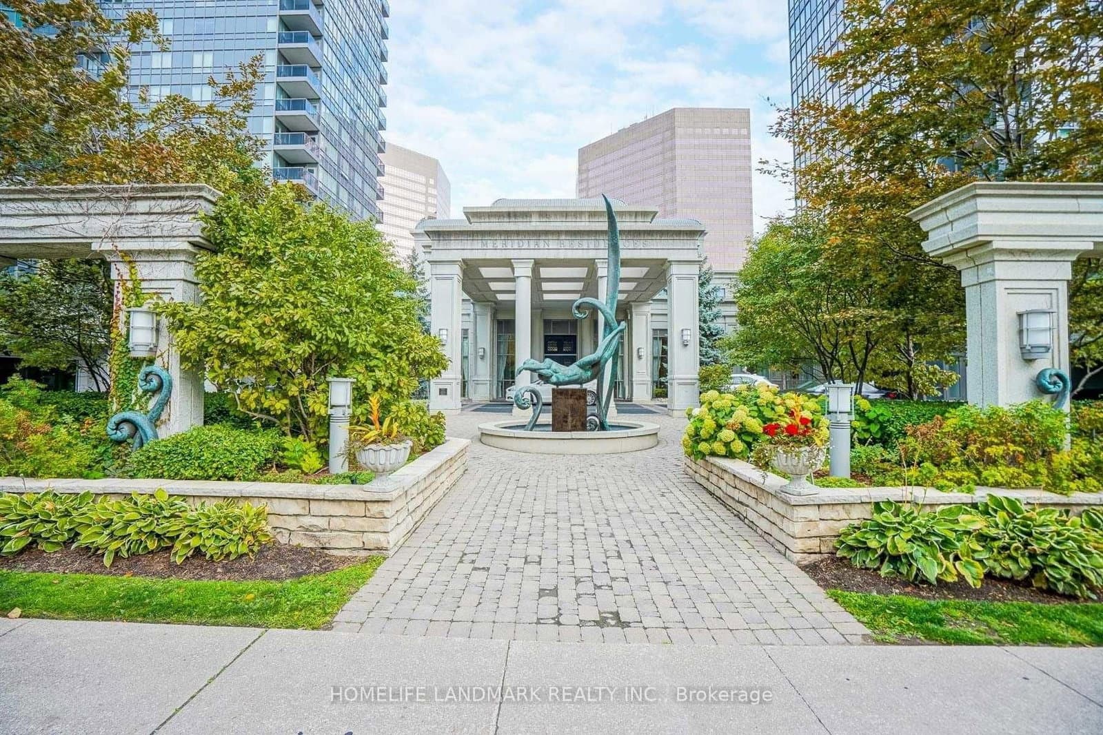 25 Greenview Avenue, Unit 516 - Image 2