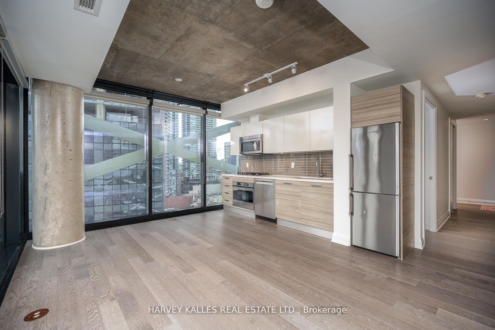 224 King Street W, Unit 1507 - Image 6