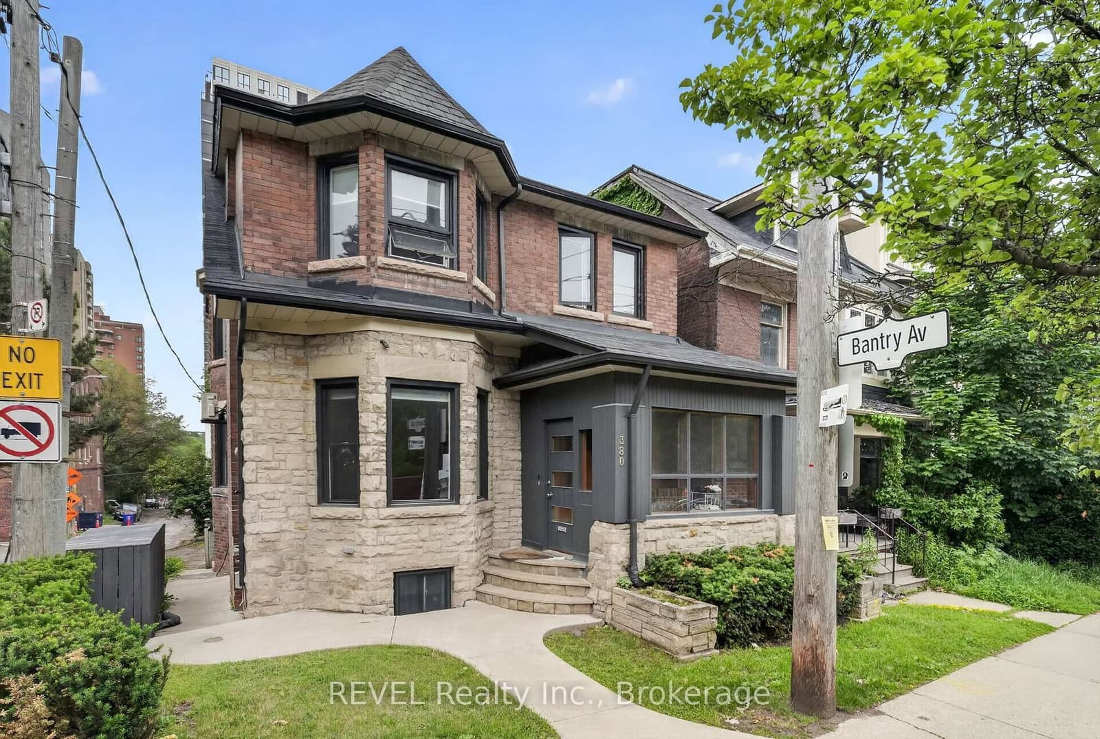 380 Spadina Road - Image 2