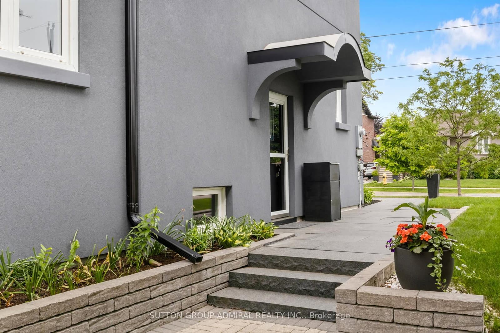 479 Hounslow Avenue - Image 4