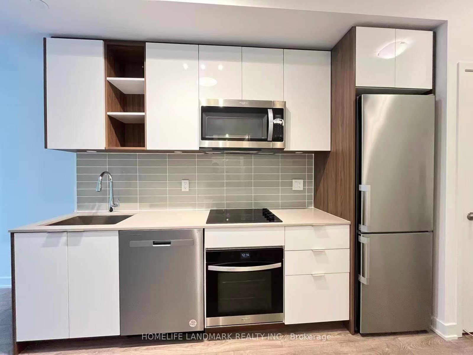 543 Richmond Street W, Unit 814 - Image 4