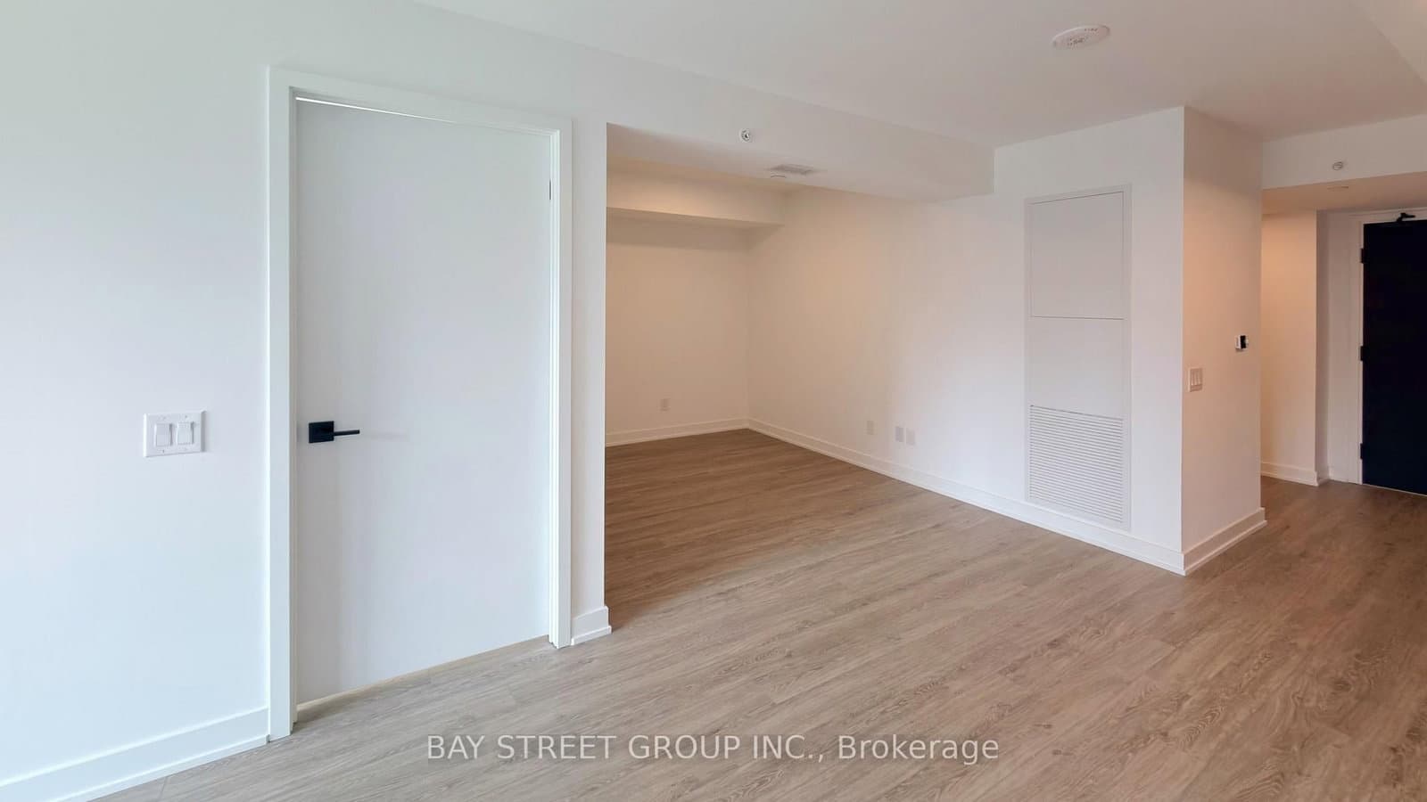 609 Sherbourne Street, Unit 1211 - Image 4