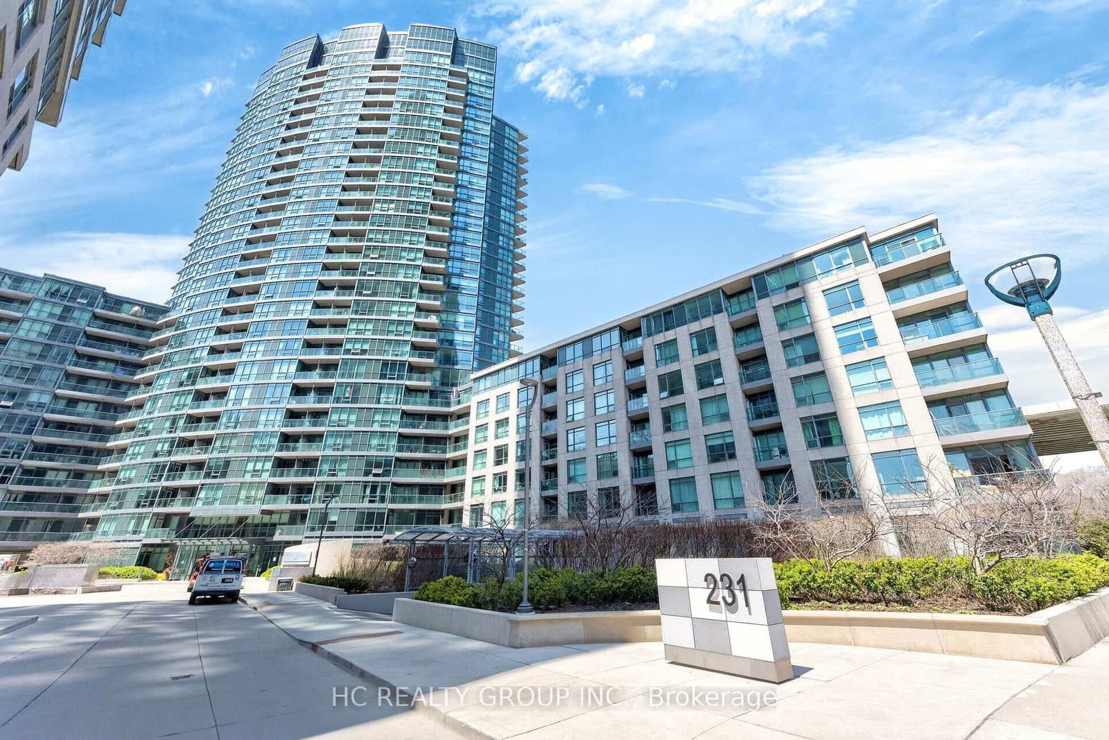 #121 - 231 Fort York Boulevard