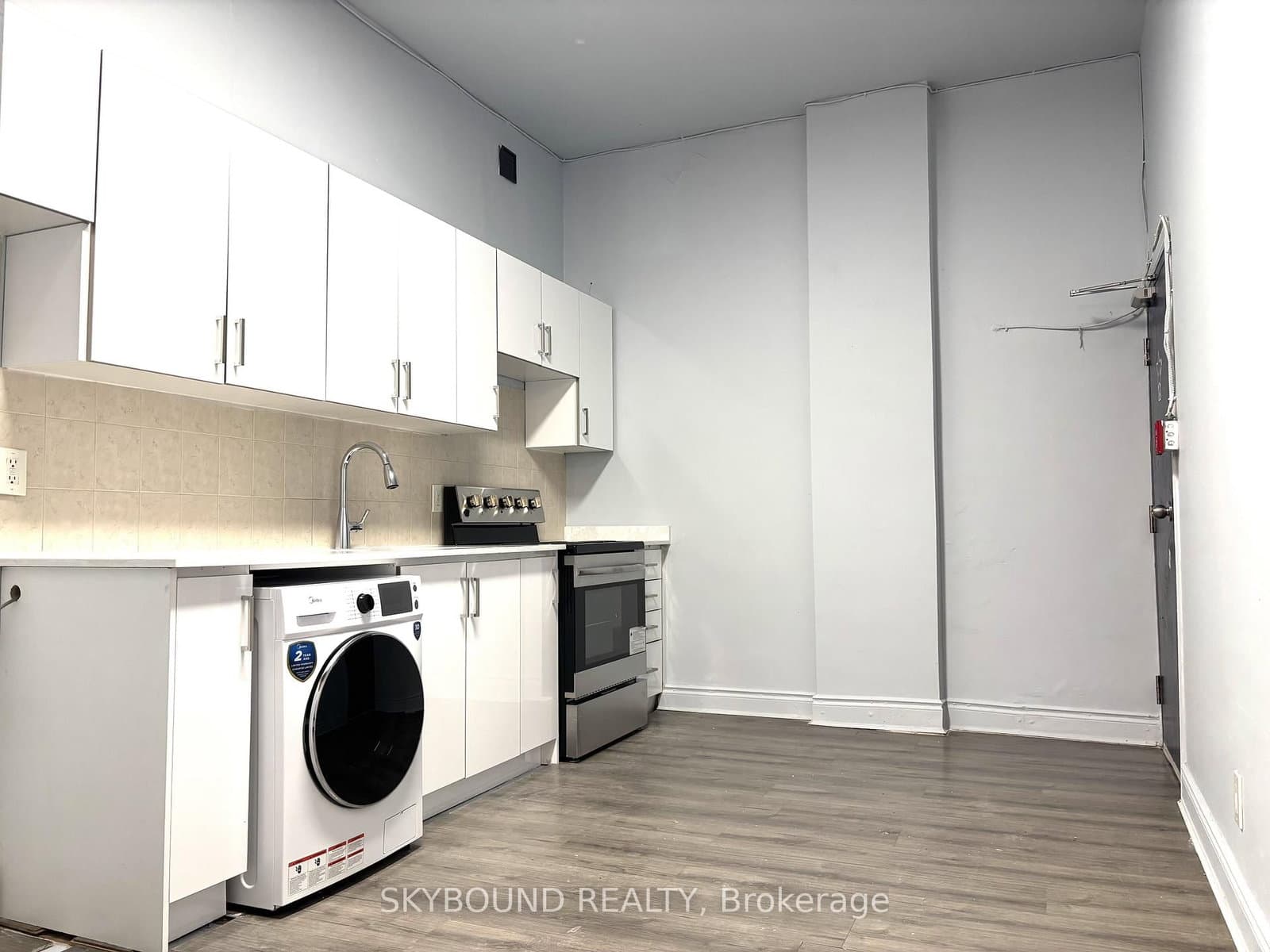 527 Queen Street W, Unit 2A - Image 5