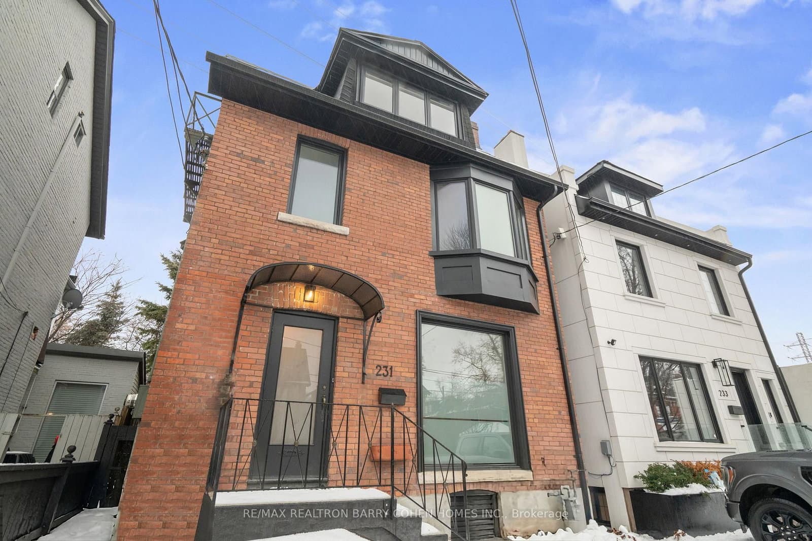 231 Macpherson Avenue - Image 3