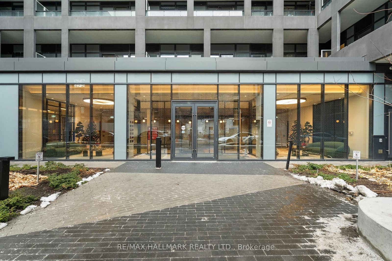 9 Tecumseth Street, Unit 207 - Image 2