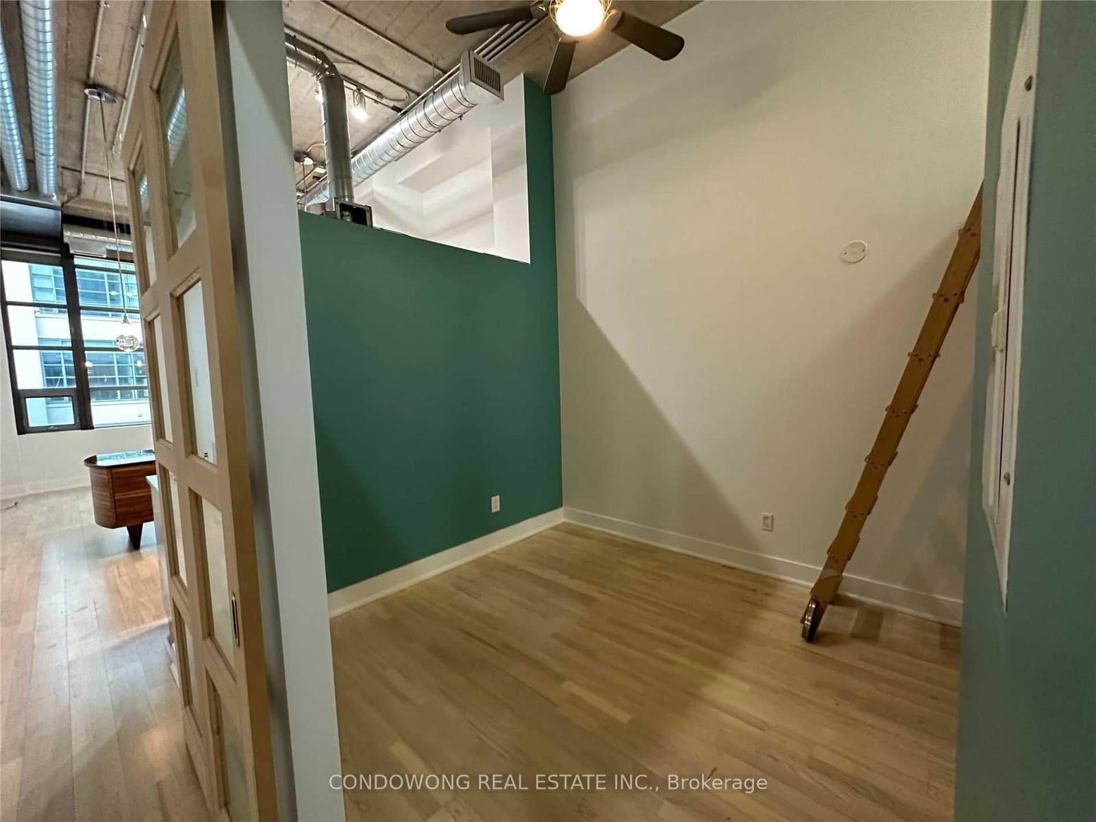 637 Lake Shore Boulevard W, Unit 331 - Image 5