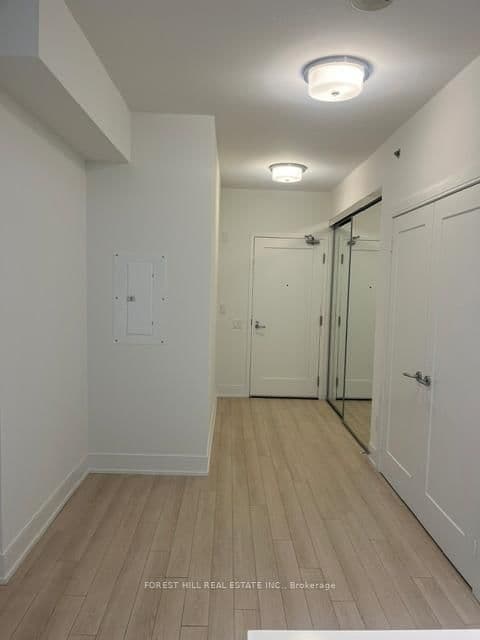 310 Tweedsmuir Avenue, Unit 204 - Image 6