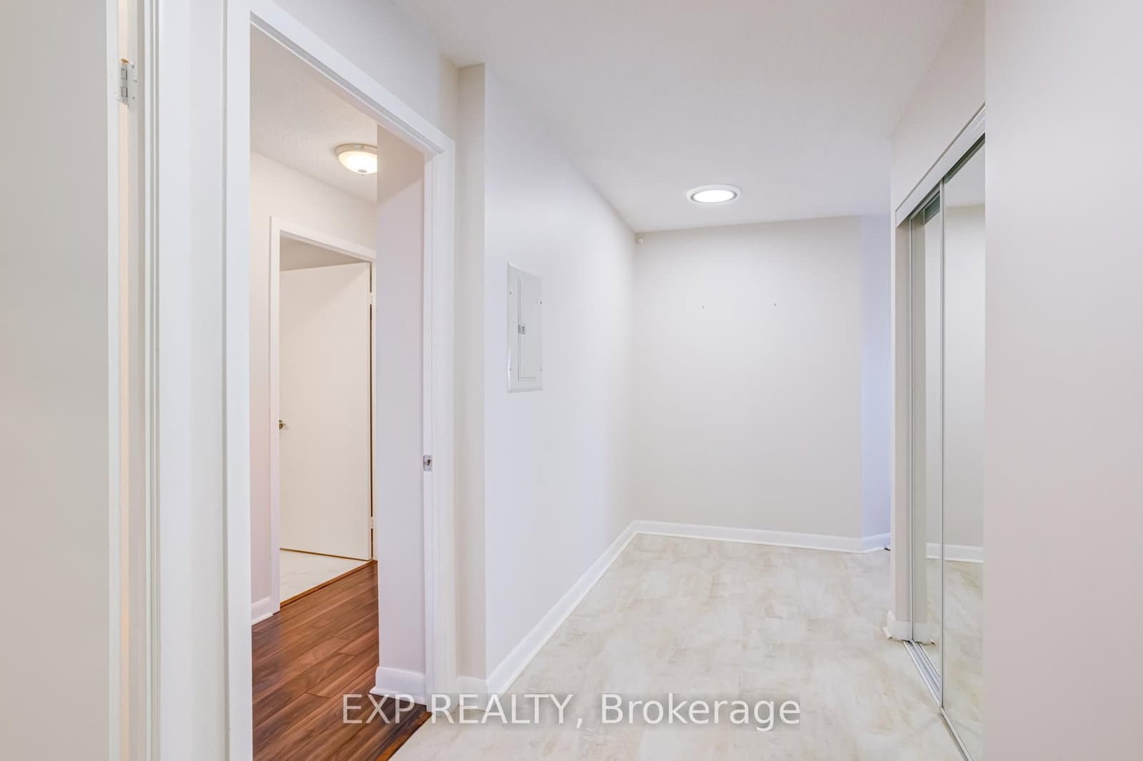 210 Victoria Street, Unit Ph09 - Image 4