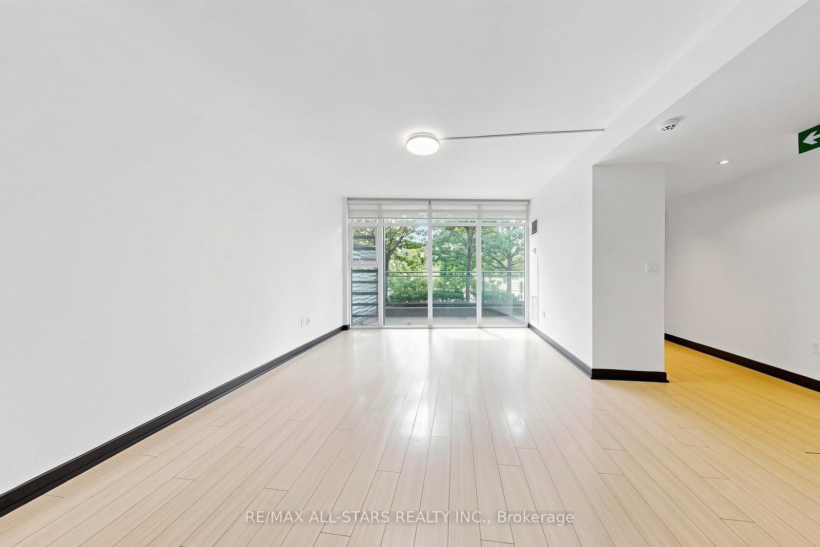 110 Fort York Boulevard - Image 3