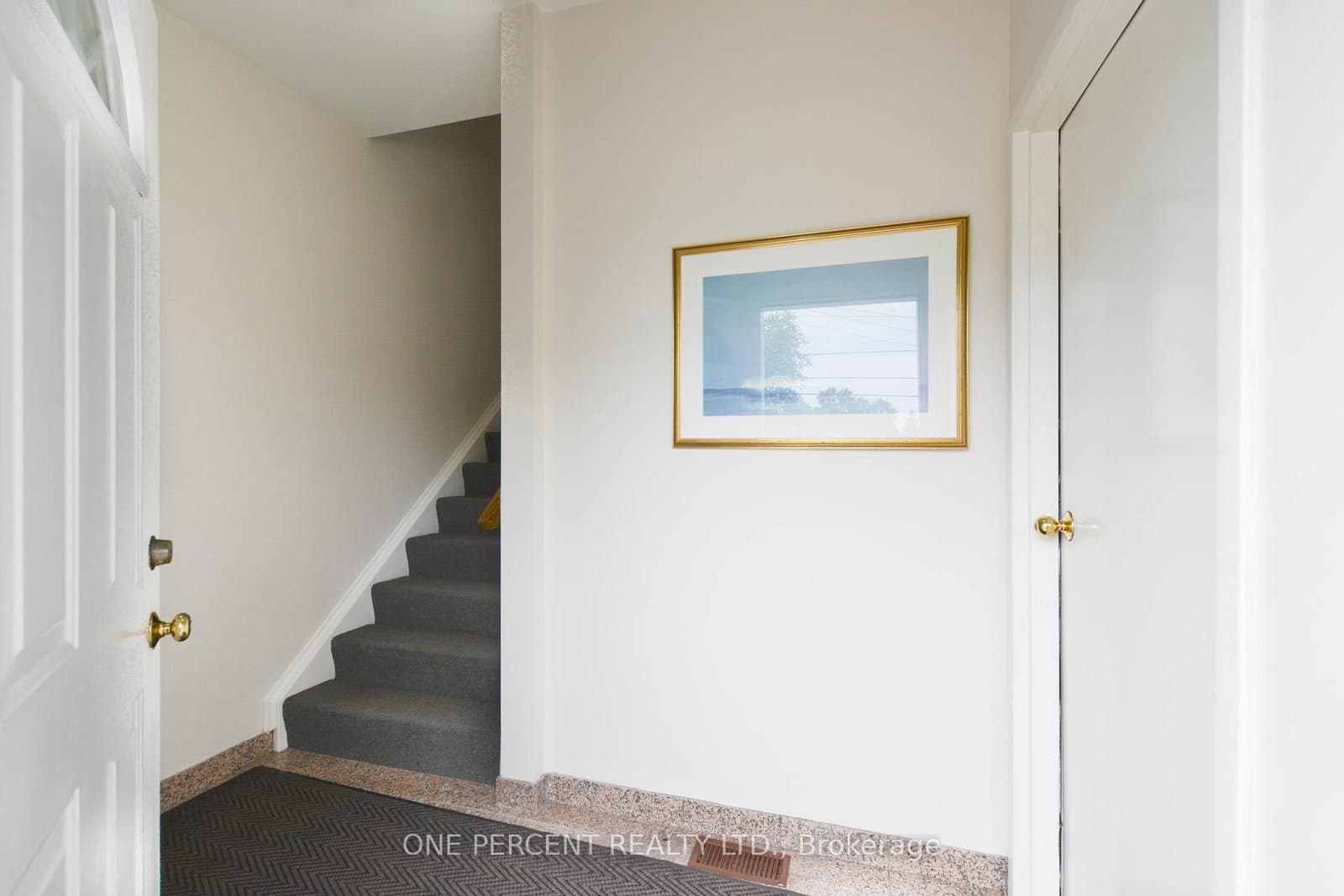 204 Sheppard Avenue W - Image 4