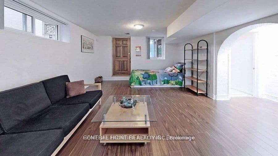 40 Sumner Heights Drive, Unit Lower Unit - Image 2