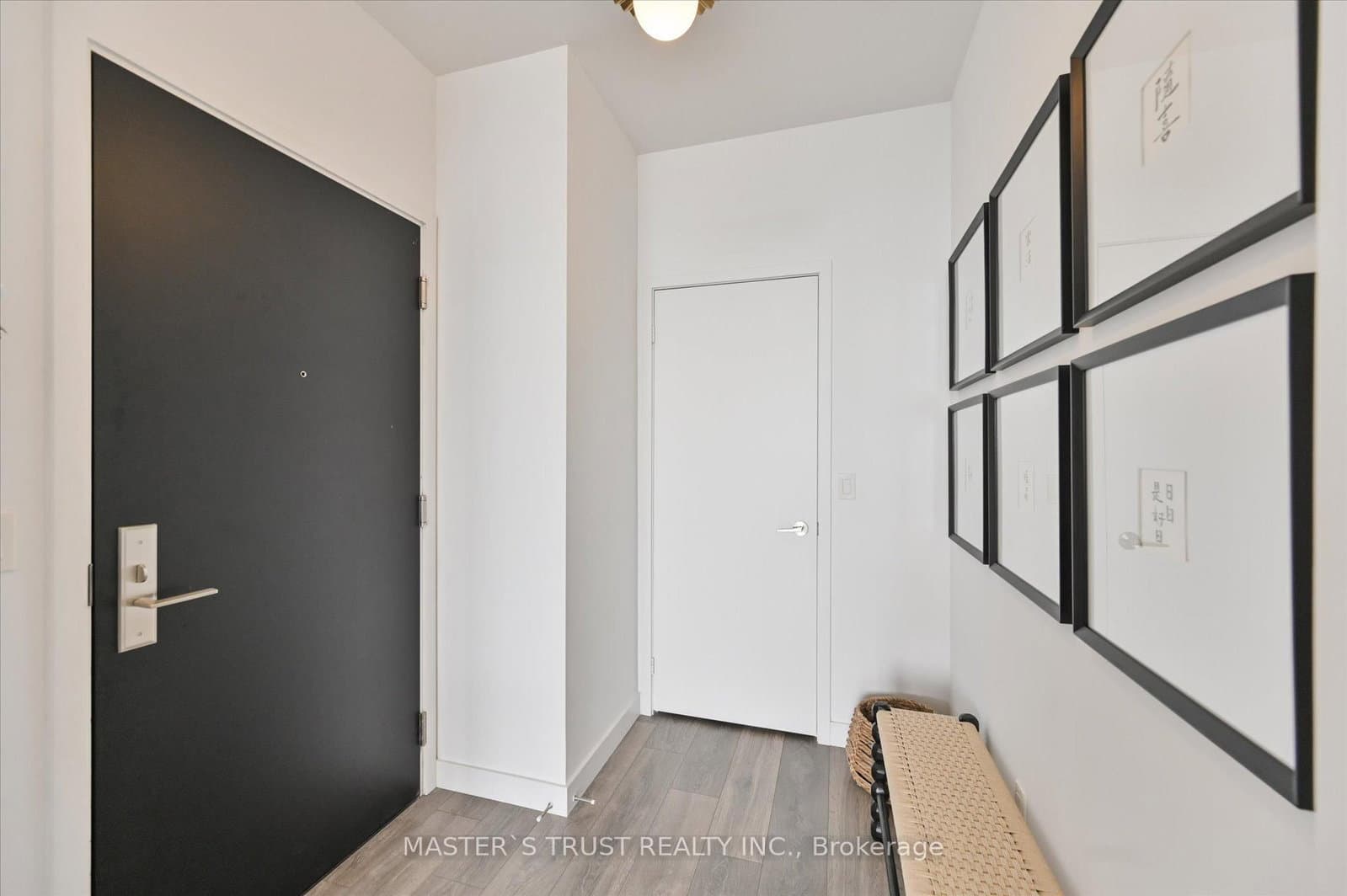 8 Eglinton Avenue E, Unit Ph 5801 - Image 4