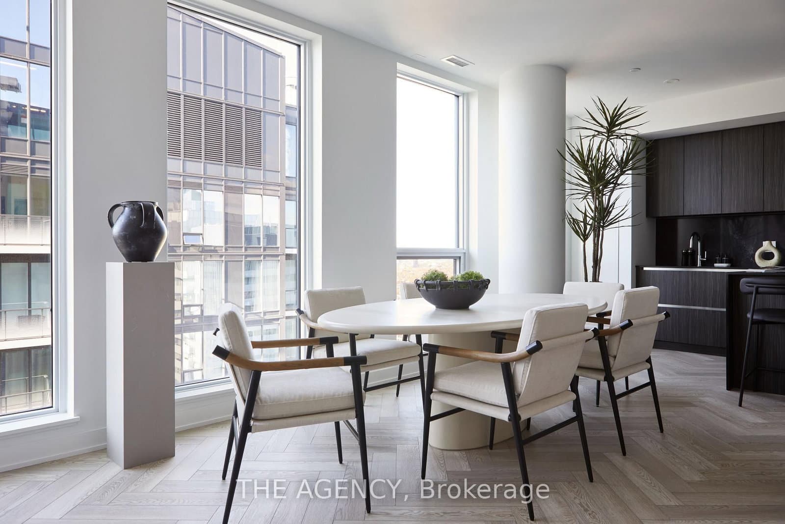 327 King Street W, Unit PH03 - Image 5