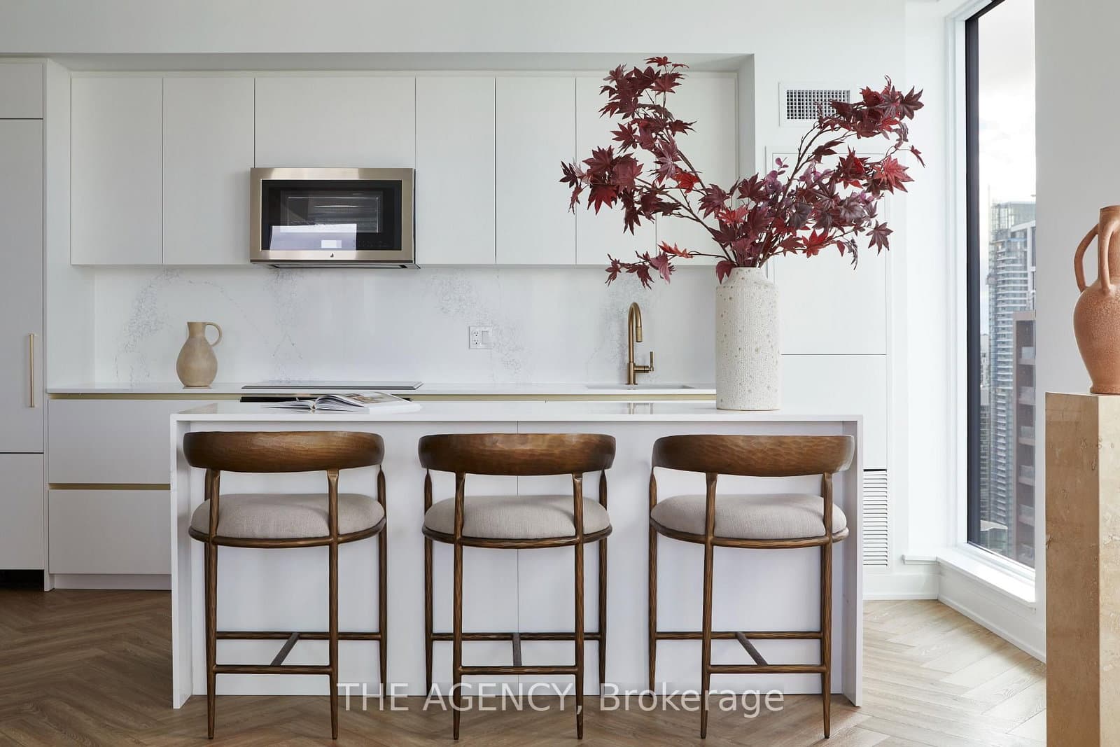 327 King Street W, Unit PH04 - Image 1