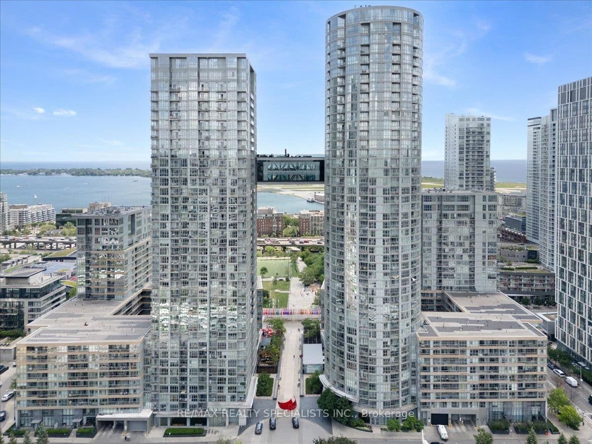 15 Iceboat Terrace, Unit PH06 - Image 2
