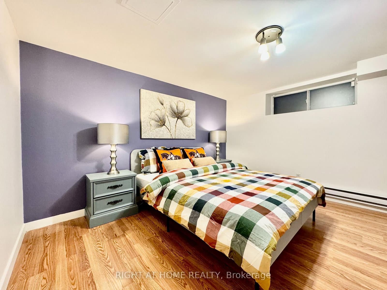 1196 Avenue Road, Unit Lower Apartment - Image 4