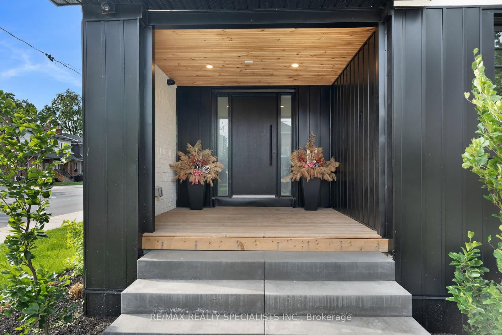 997 Mount Pleasant Road - Image 4