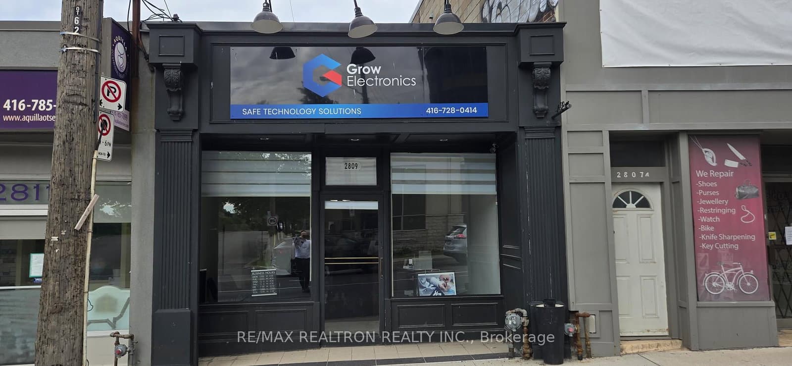 2809 Bathurst Street N - Image 1