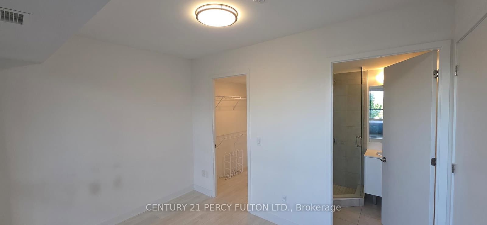 #309 - 8 Tippett Road
