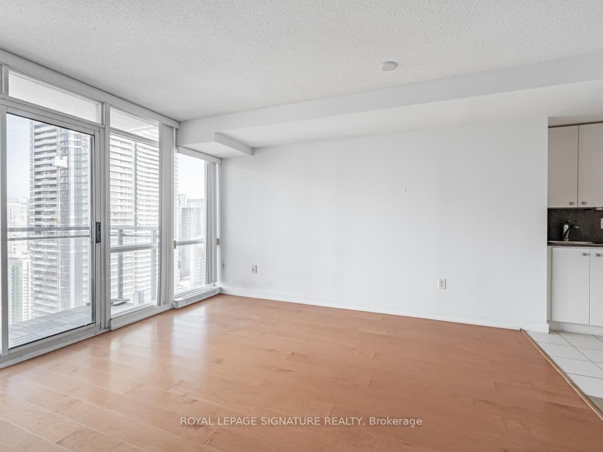 11 Brunel Court, Unit 5005 - Image 3