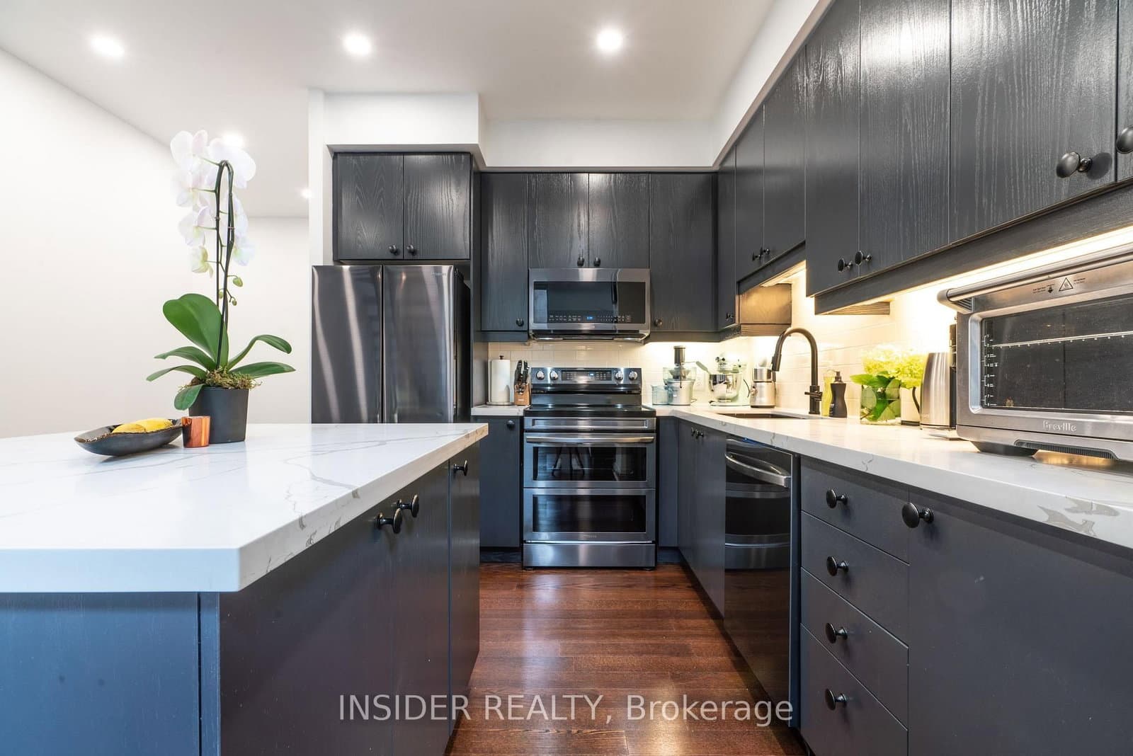 1 Scott Street, Unit 203 - Image 3