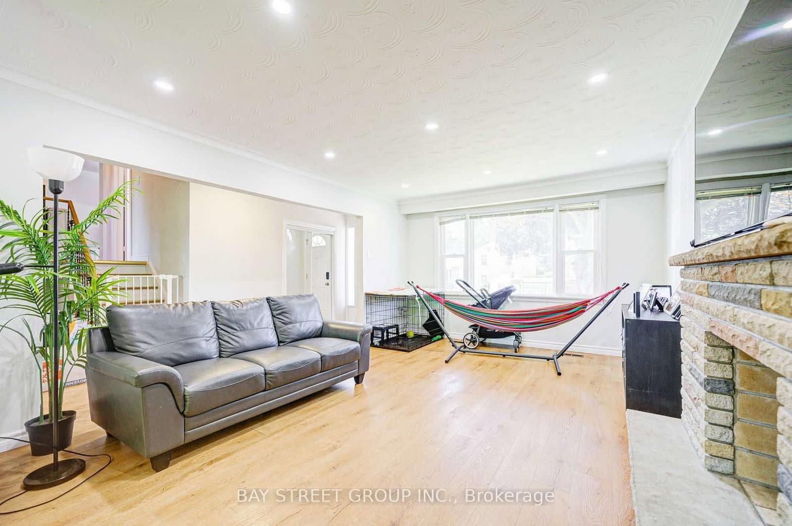 125 Connaught Avenue - Image 4