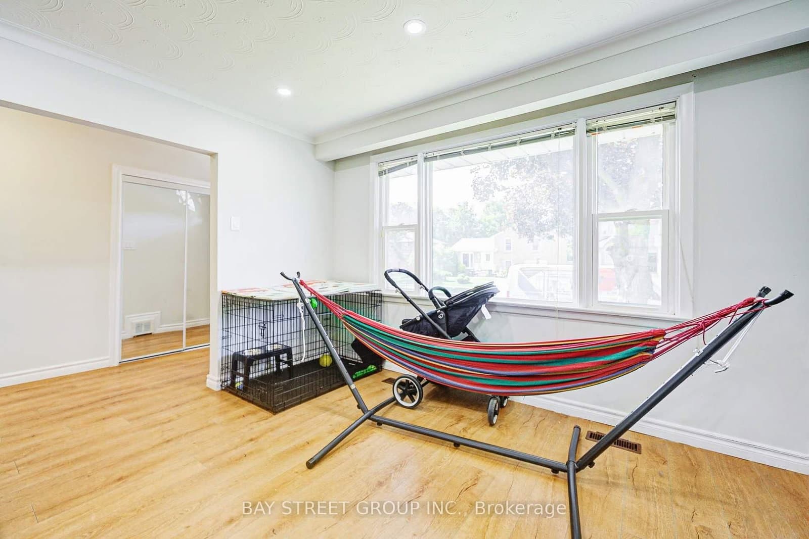 125 Connaught Avenue - Image 6