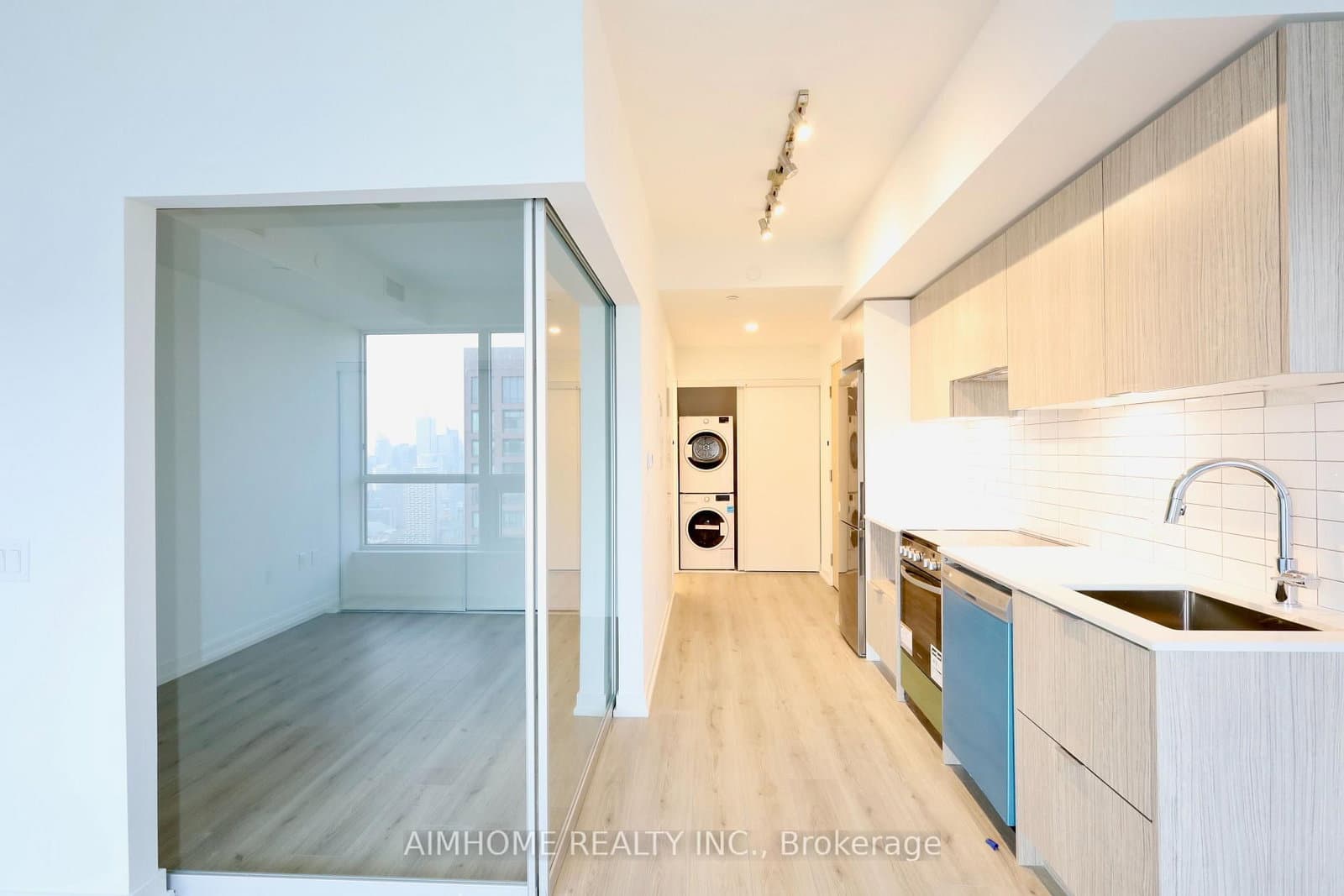 395 Bloor Street E, Unit 5011 - Image 3
