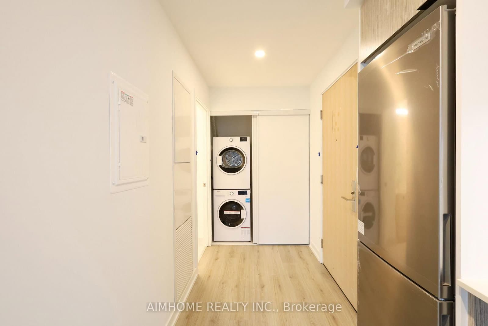 395 Bloor Street E, Unit 5011 - Image 5