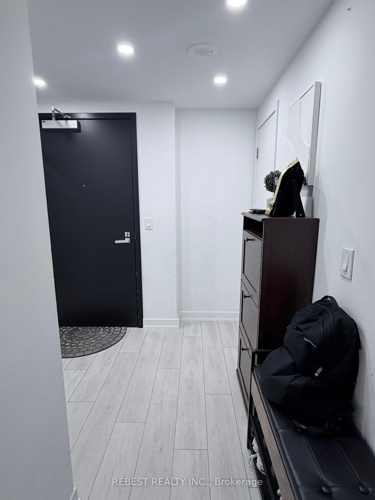 31 Tippett Road, Unit 547 - Image 2