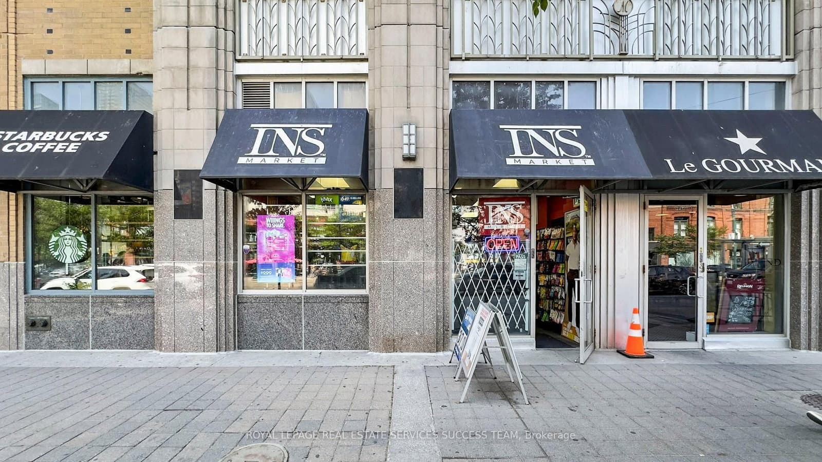 148 Spadina Avenue, Unit 3 - Image 4