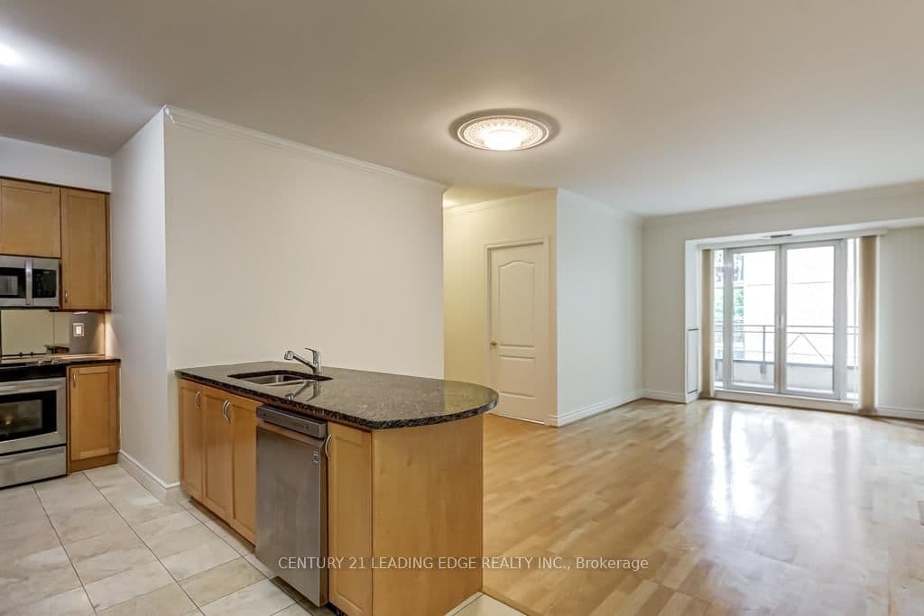 11 William Carson Crescent, Unit 308 - Image 4