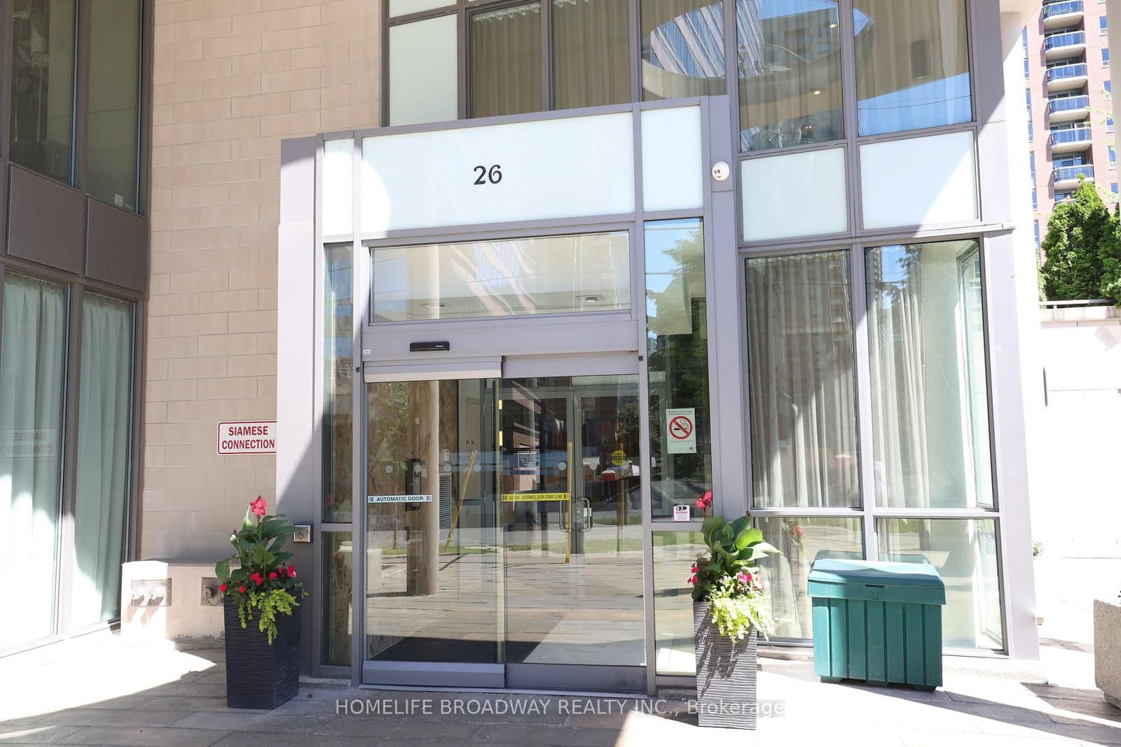26 Norton Avenue, Unit 906 - Image 3