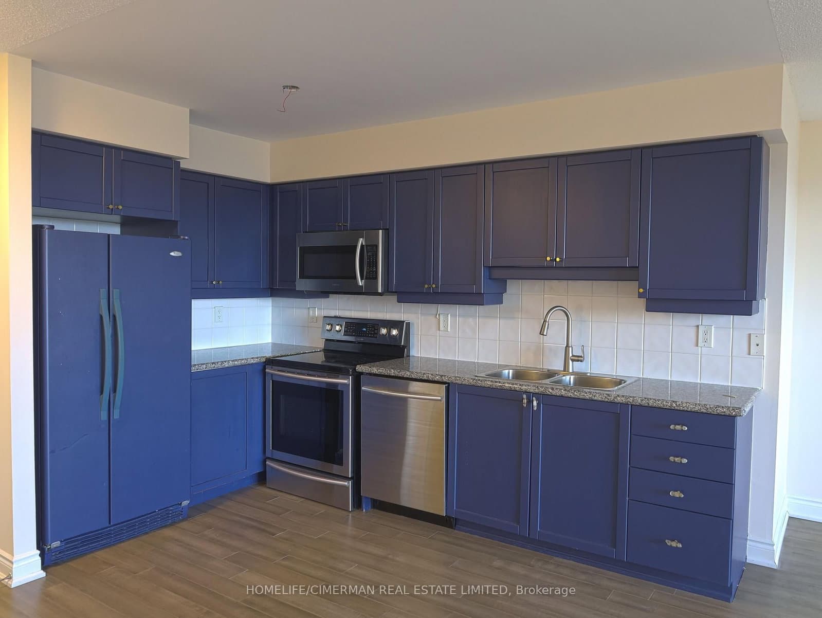 80 Harrison Garden Boulevard, Unit 1819 - Image 1