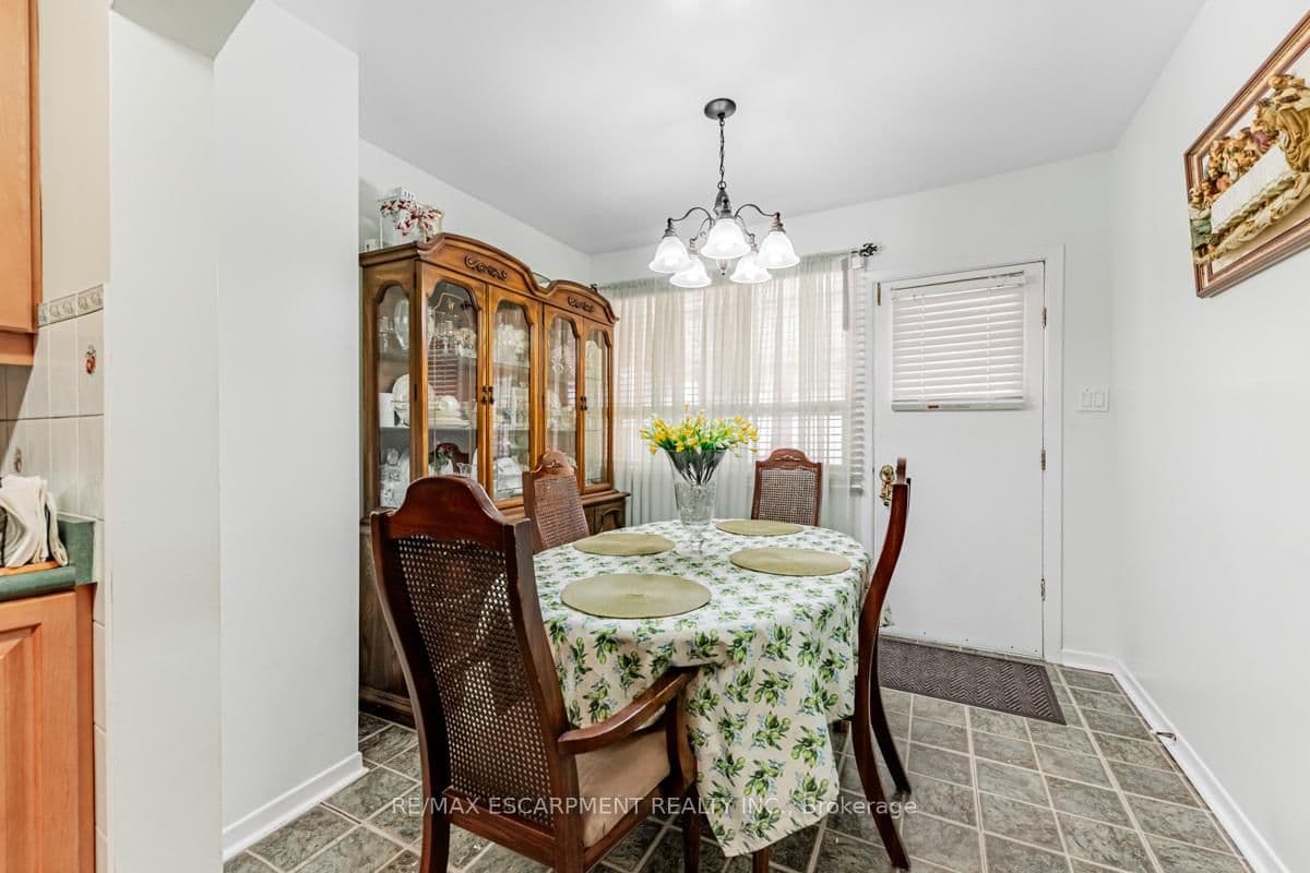 11 Alma Avenue - Image 6