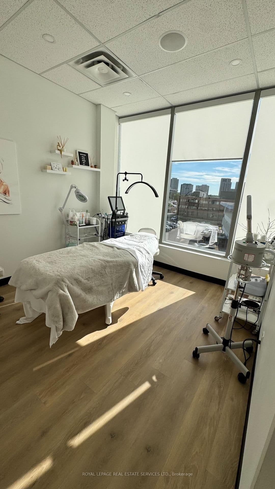 18 Wynford Drive, Unit 515 - Image 5