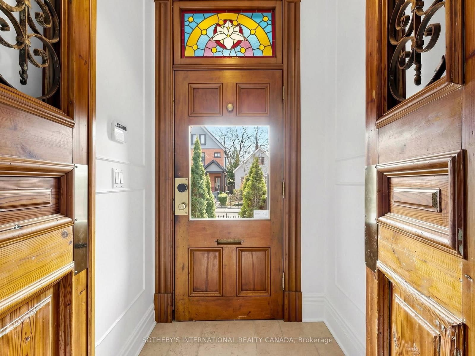 328 Wellesley Street E - Image 3