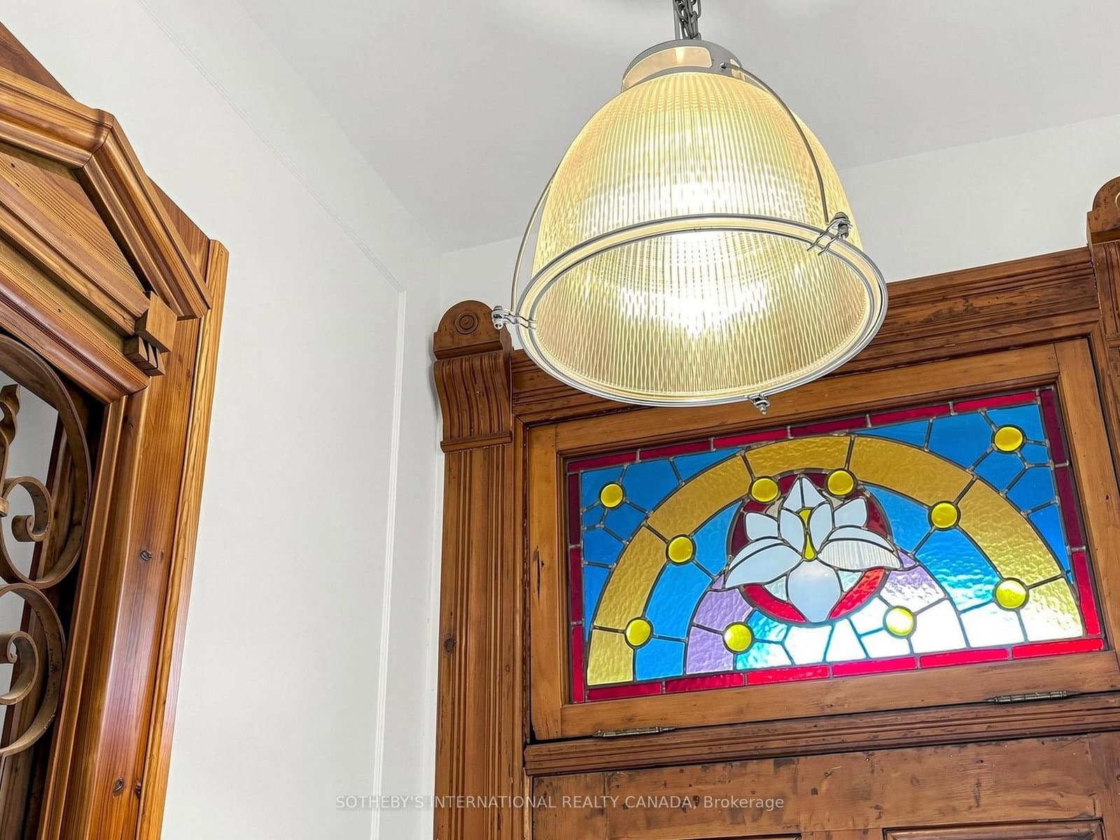 328 Wellesley Street E - Image 4