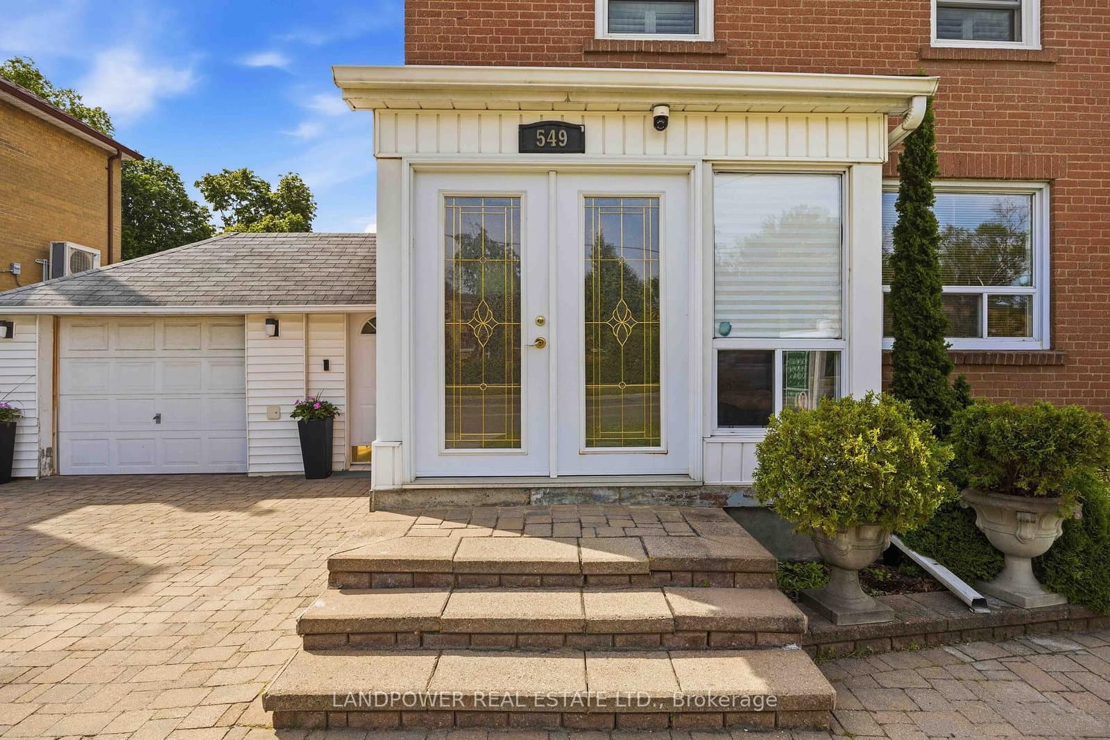 549 Lawrence Avenue W - Image 3