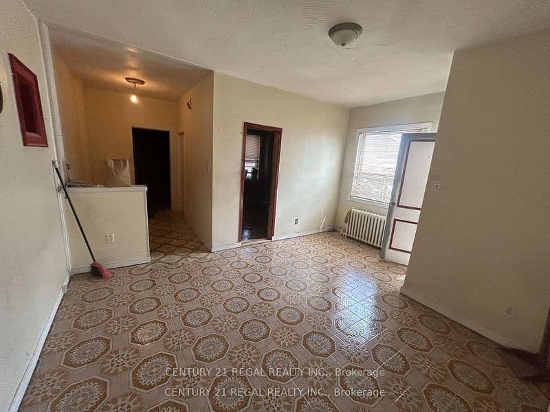 577 Vaughan Road - Image 2